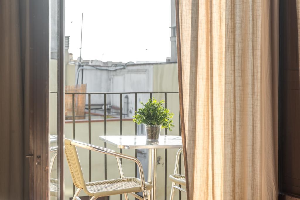 Apartments Hhb Barcelona Exterior foto